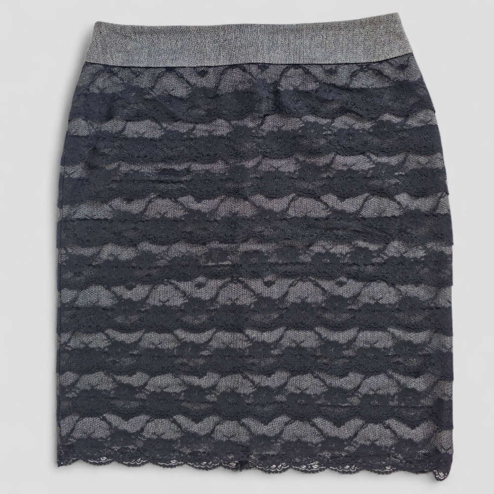 Sharagano Lace Overlay Pencil Skirt Gray Black Sheath Stretch Size 4 Fall/Winter